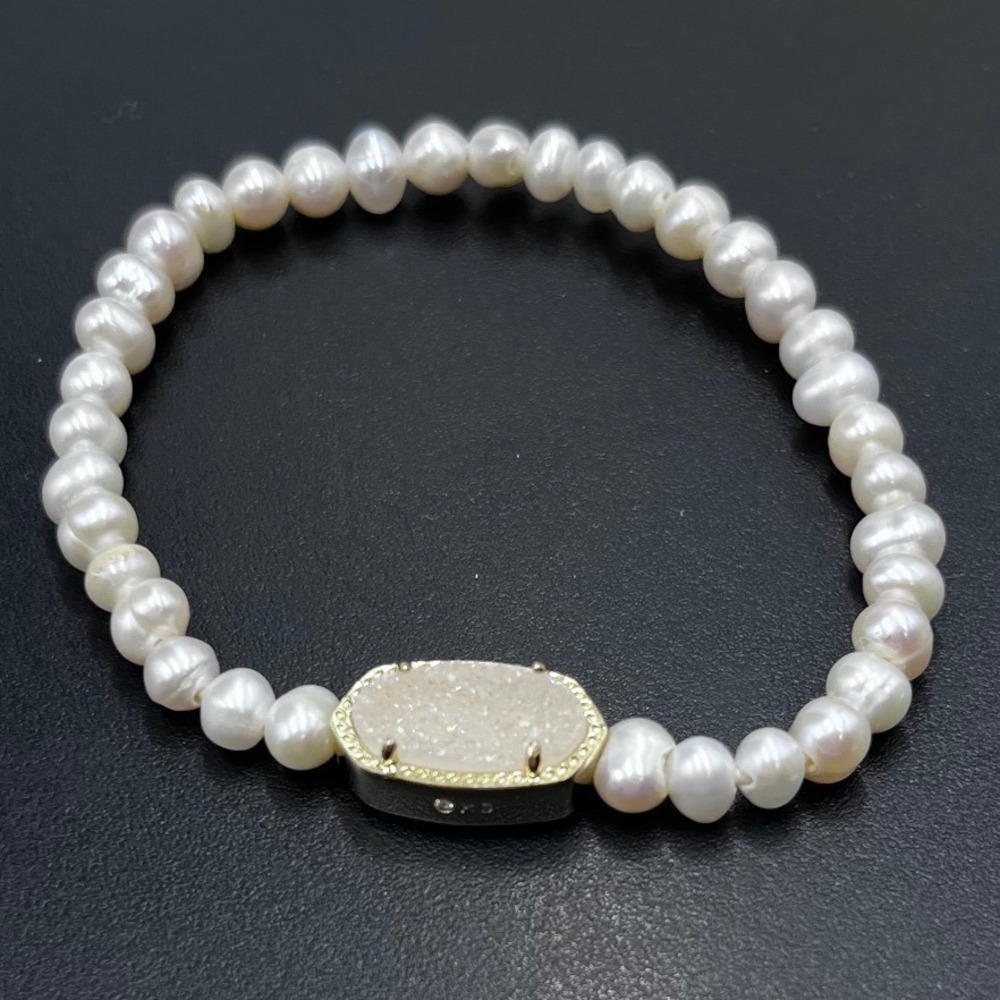 Kendra Scott Elaina Beaded White Pearl iridescent drusy Stretch bracelet